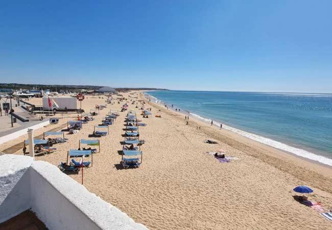 Armação de Pêra Casa Oliveira - Sunny 2-Bed Retreat Steps From The Beach מראה חיצוני תמונה